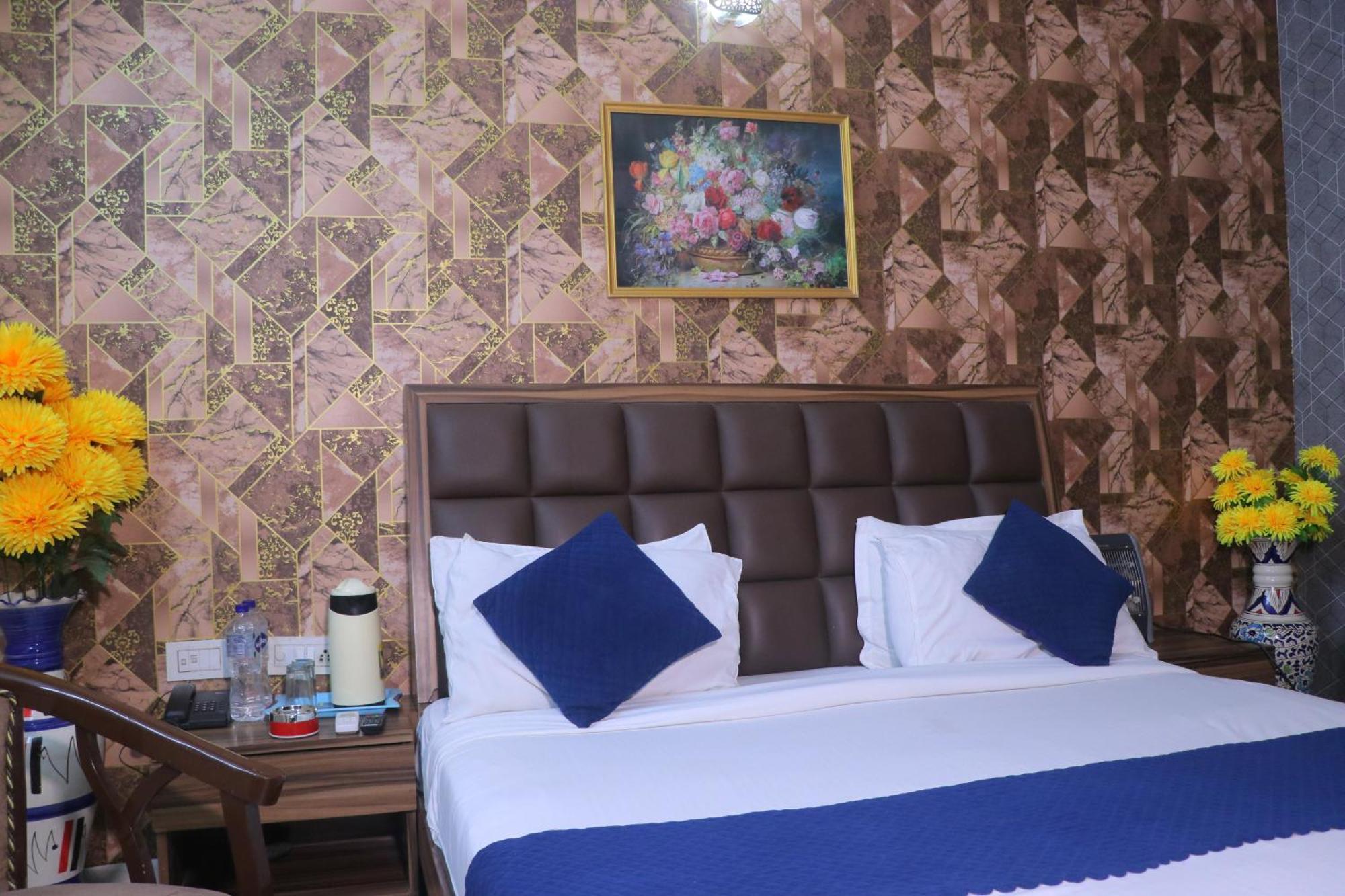 Hotel Panache Mathura Exteriér fotografie